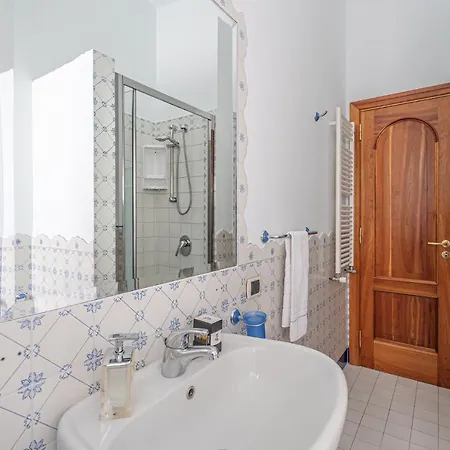 La Pace Villa *